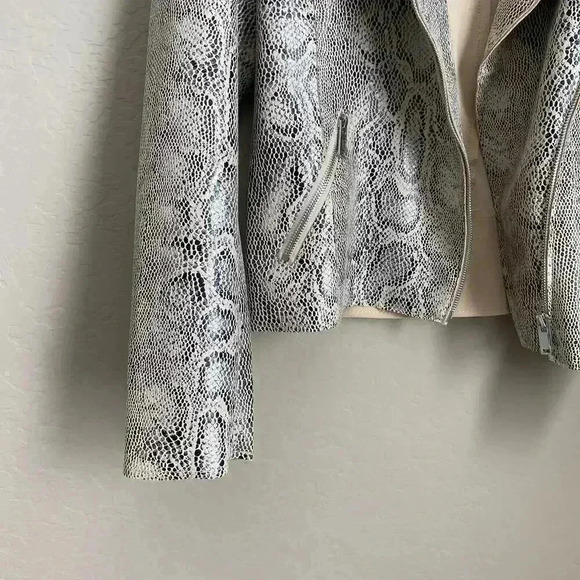 Philosophy Jacket - Picture 6 of 14